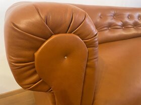 Renovovaný historický kožený nábytek - sofa + křeslo - 6