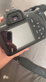 Canon eos 2000d - 6