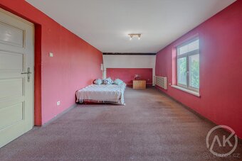 Prodej staršího domu s velkým pozemkem, Sedlnice - 6