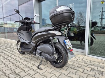 Piaggio Beverly 300 - 6