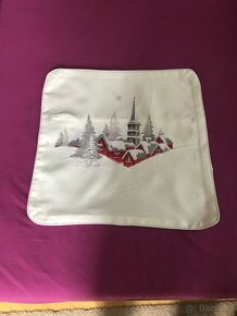 Ložní soupr. polstarky a povlaky, rucniky,osusky,deky. - 6