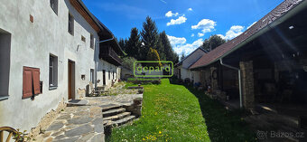 Dům, vesnické stavení s velkou zahradou na Slavkově u Českéh - 6