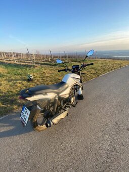 Keeway 125 RK - 6