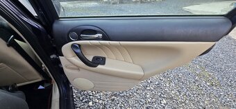 Interiér Alfa Romeo 147 - 6