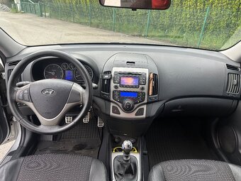 Hyundai I30 2.0CRDI - 6