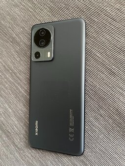 Prodám Xiaomi 13 lite 8/256GB černý - 6