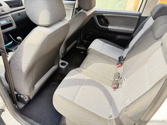 Škoda Roomster 1,4 64kw 2012 - 6