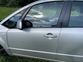 Dveře Suzuki SX4 - 6
