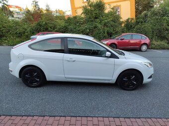 Ford Focus 1.4i 16v | 2010 | 102tis km - 6