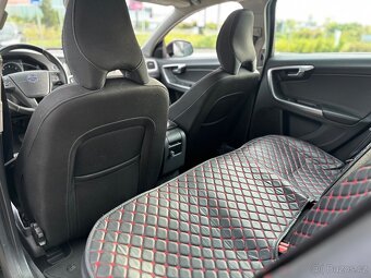 Volvo V60 Cross Country 2.0 D 2018 🚙 - 6
