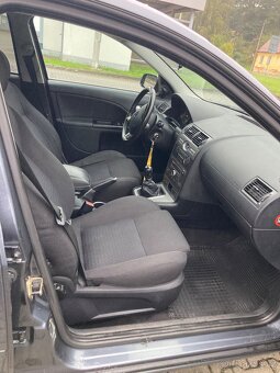Ford Mondeo r.2003 - 6