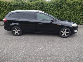 Mondeo 2.0i - 6