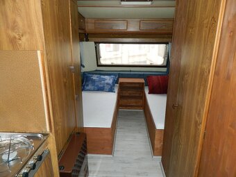 Dvouosý karavan Hymer Eriba - 6