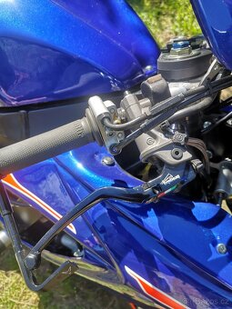 Suzuki GSX-R 750 k7 - 6