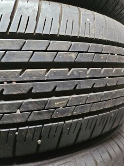 235/60R18 103H  Bridgestone - 6