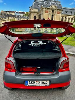 Toyota Yaris - 6