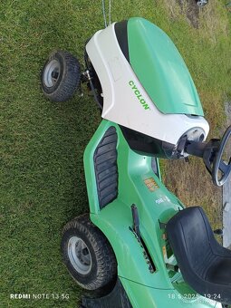 Zahradní traktůrek viking MT 585 na náhradní díly - 6