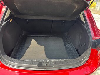 Mazda 3 - 6