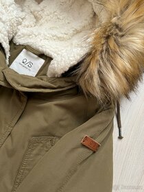 S.Oliver khaki zimní bunda s imitací kožešiny, vel. L - 6