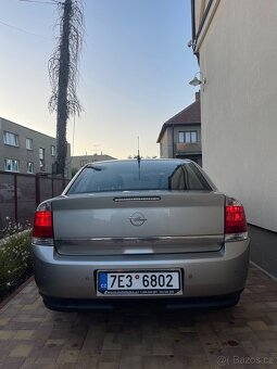 Opel Vectra 2.2i 114kW - 6