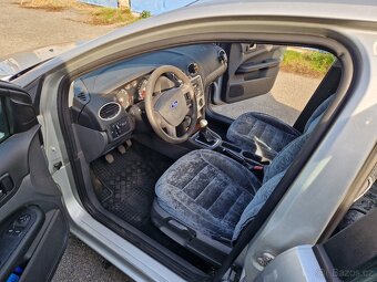 Prodám Ford Focus, 2005, 1,6 benzin, Rezervace - 6