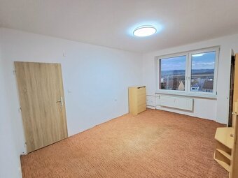 Pronájem zrekonstruovaného bytu 2+1 - 6