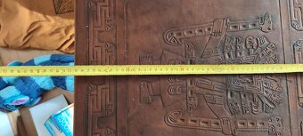 Starožitný čajový stolek z Peru - 6