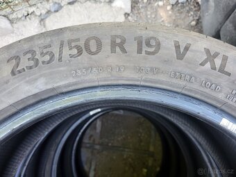 235 50 19" Continental - 6