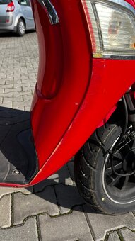 Skútr BEELINE ESTATE 50 2T - 6