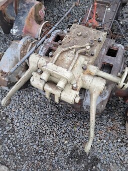 Zetor uřI díly - 6