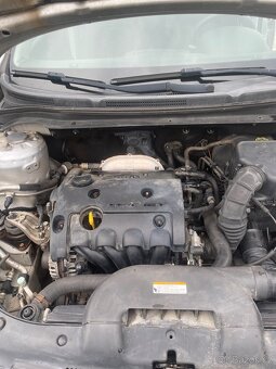 Kia Ceed 1.4 - 6