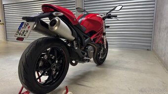 Ducati Monster 796 - 6