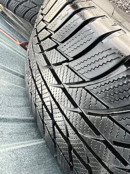 Originální zimní alu sada VW 215/65R17, Bridgestone 8mm - 6