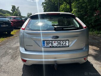 Ford Focus 1,6i 16V 85kW, r.v. 2009, stk 10/2026 - 6