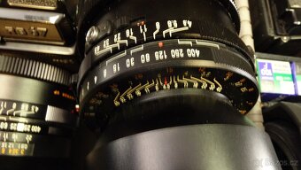 Profes. Mamiya RB 67 + příslušenství - 6
