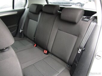 Volkswagen Golf 1.6 TDi , 77 kW nafta, 2009 - 6