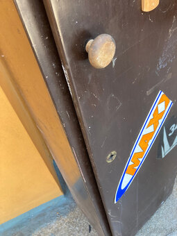 Skříň kovová, dílenská, na zbraně i jiné za 800 kč - 6