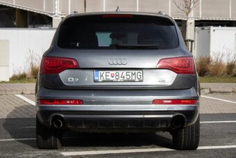 Audi Q7 3.0 TDI quattro Tiptronic S-line (2011) - 6