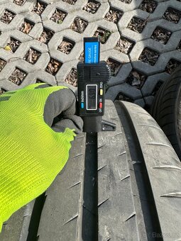 Letní pneu Michelin 255/40ZR 21 - 6