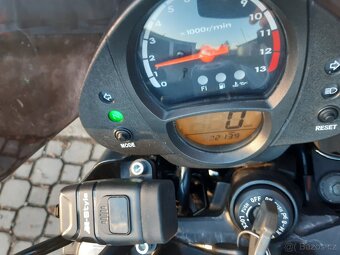 Kawasaki ER-6N - 6
