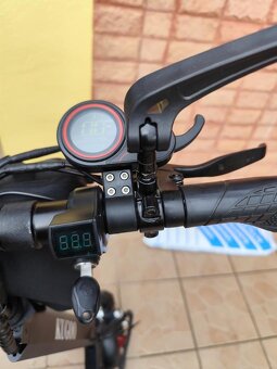 Prodám elektrokoloběžku - 6