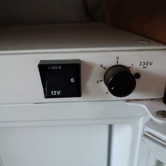 Lednice do karavanu nebo chaty Dometic 80l - 6