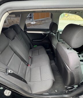 Audi a4 b7 2.0 TDi 103 kw - 6