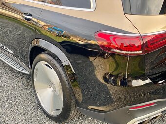 Mercedes GLS 580 AMG Masáže - 6
