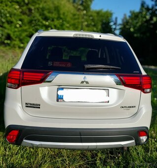 Mitsubishi Outlander, MY 2016, 2.2 DI-D INTENSE+ 4WD, 7 MÍST - 6
