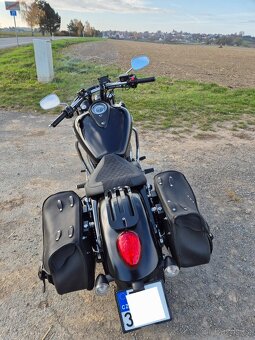 Triumph Thunderbird Storm - 6