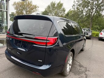 Chrysler pacifica 2023 4wd DPH záruka 2 roky 5tis km - 6