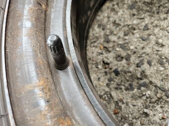 Kompletní zimní kola na Opel Corsa 185/65 R15 - 6