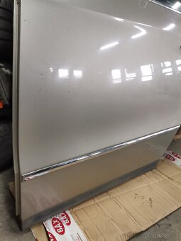 VW Passat B6 combi zlatá LD1W LZ dveře - 6