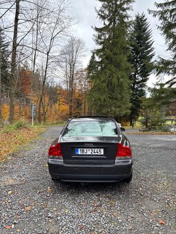 Volvo S60 2.4t - 6